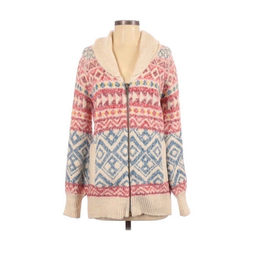 Cabi Highlands cardigan. EUC